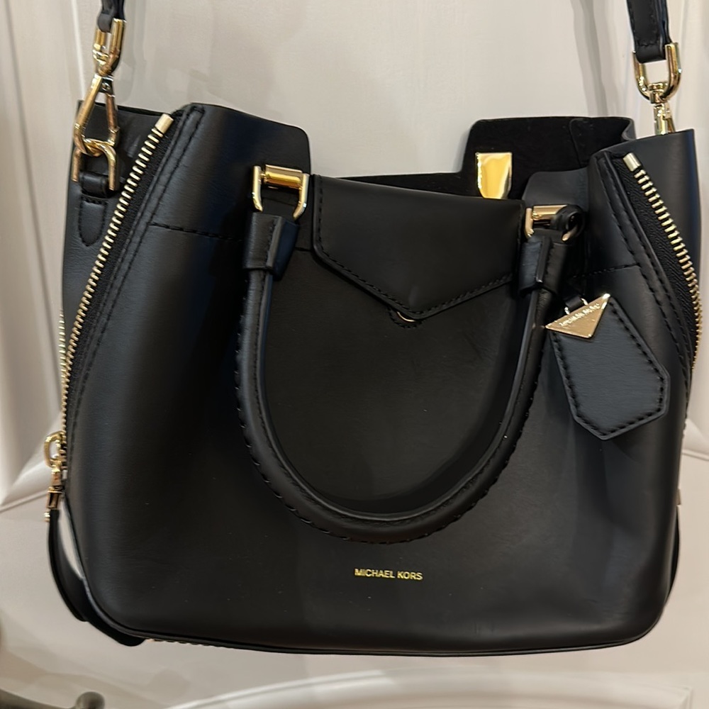 Michael Kors Black Leather Blakely bag NWOT